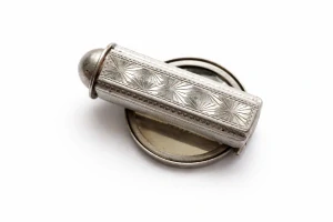 Starožitná stříbrná obal 900/1000 se zrcátkem – elegantní art deco pouzdro