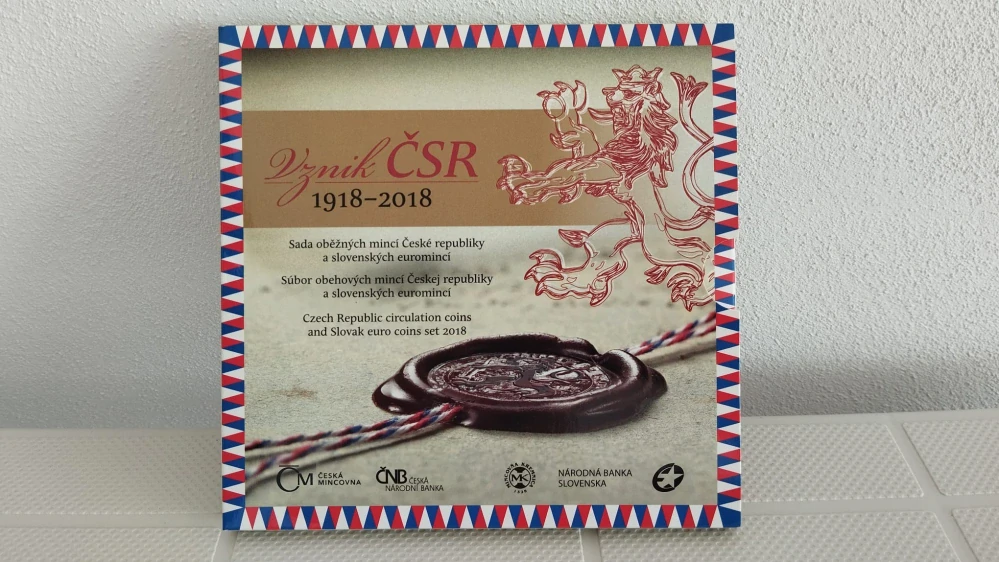 Sada oběžných mincí České republiky a slovenských euromincí roku 2018 ke vzniku ČSR.