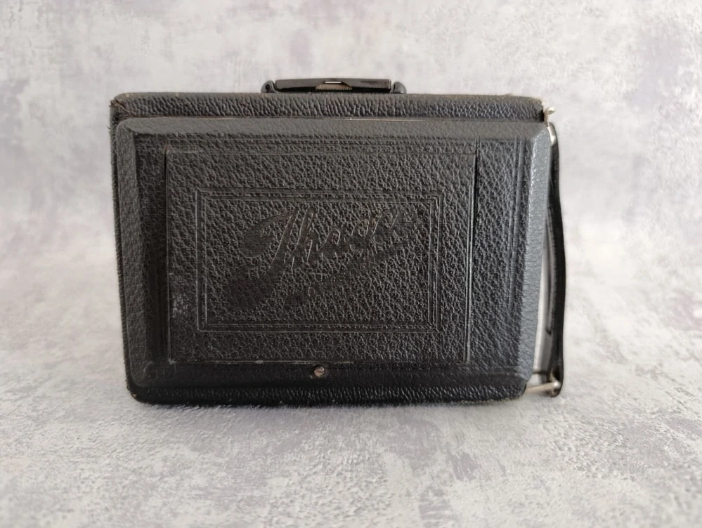 Starý měchový fotoaparát měchový fotoaparát Ihagee Pronto D.R.G.M