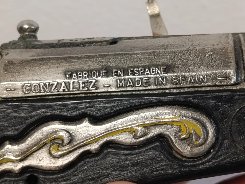 Replika křesadlové pistole