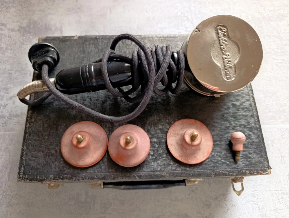 ELEKTRO-WIBRON – elektrický vibrační masážní přístroj (1935) + zarucni list a návod