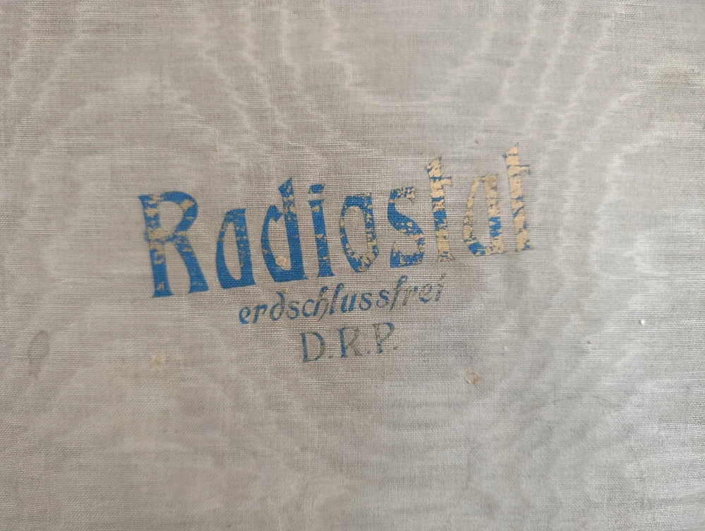 Vysokofrekvenční přístroj Radiostal 1930-35    -- JEN OSOBNĚ ---