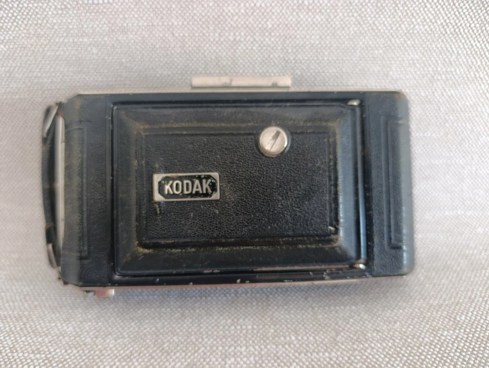 Historický měchový fotoaparát Kodak 620 Anastigmat 4,5/10,5