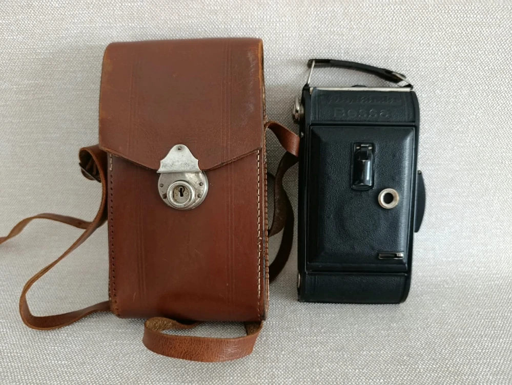 Starožitný měchový fotoaparát Voigtländer Bessa 6x9 + pouzdro č.86