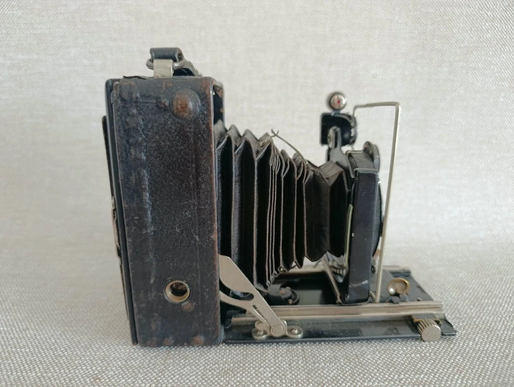 Zeiss Ikon měchový fotoaparát Zeiss Ikon Compur – historický č.88