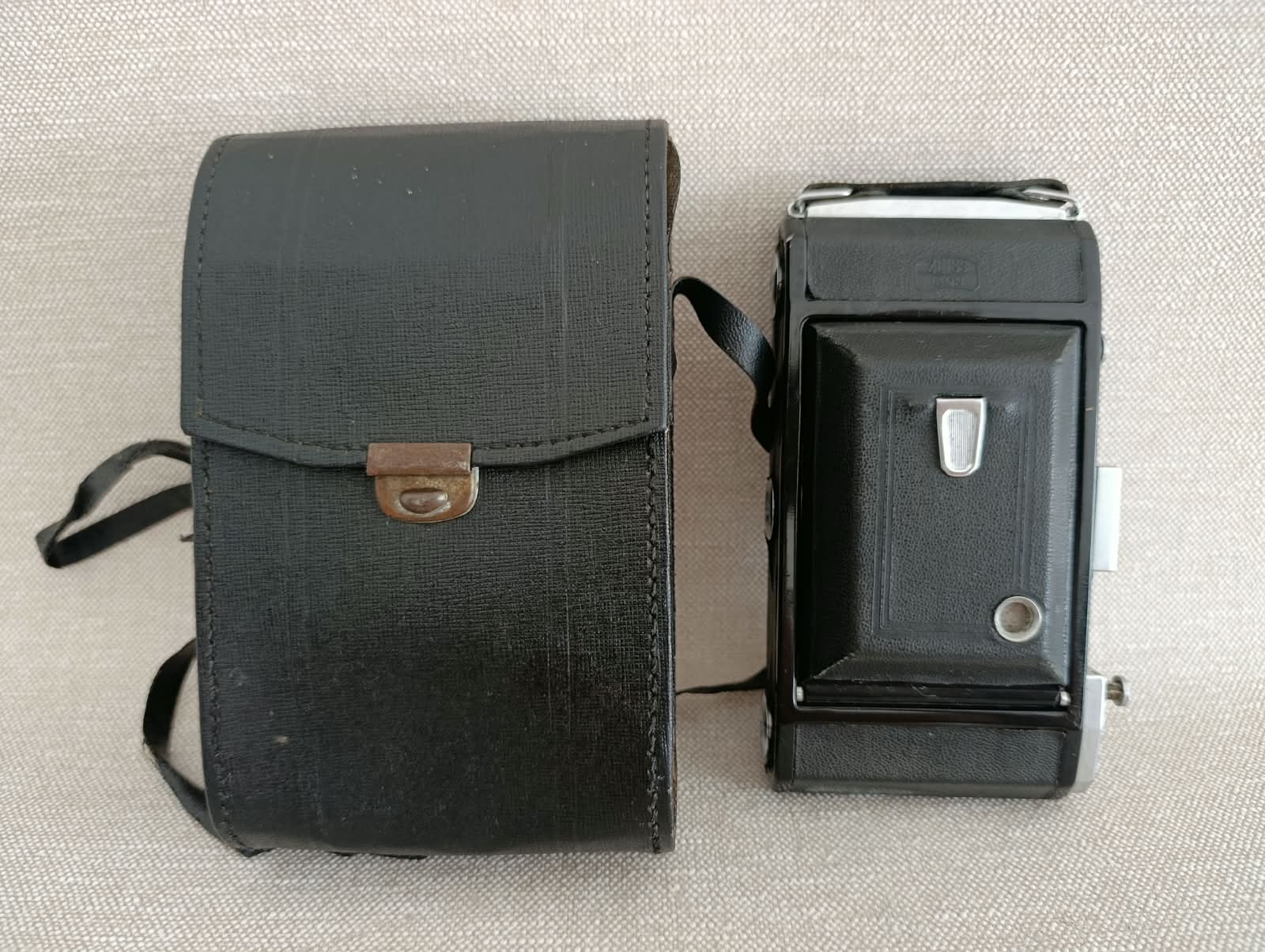 Velký Zeiss Ikon Novar-Anastigmat 4,5/11 cm + pouzdro č.99