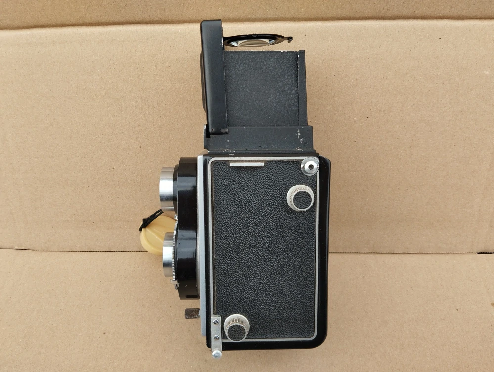 Starý fotoaparat FLEXARET MEOPTA MIRAR 