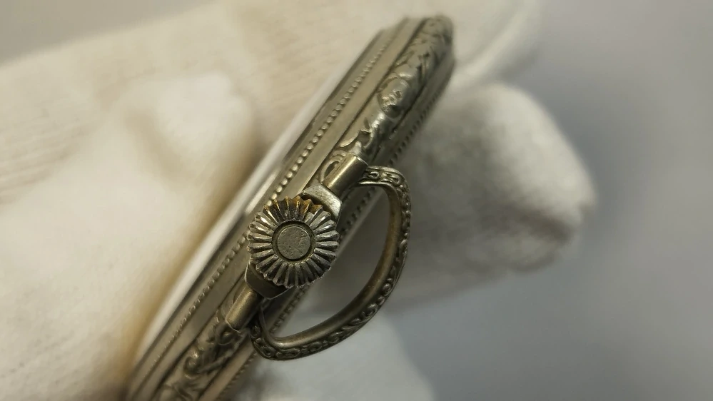 Starožitné švýcarské kapesní hodinky PRIMA HOMIS WATCH – Art Deco, funkční po hodináři, frakovky