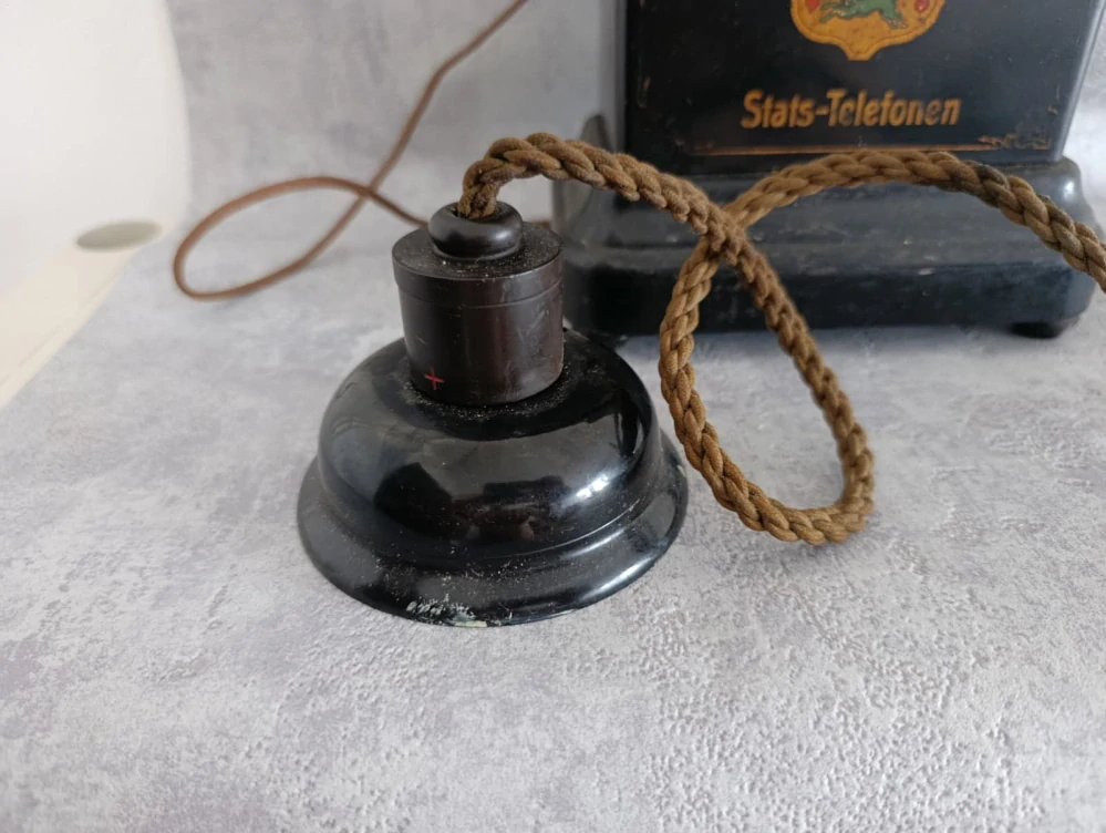 Starožitný skandinávský telefon Stats-Telefonen (1900–1925) | Emil Möller Horsens, Dánsko