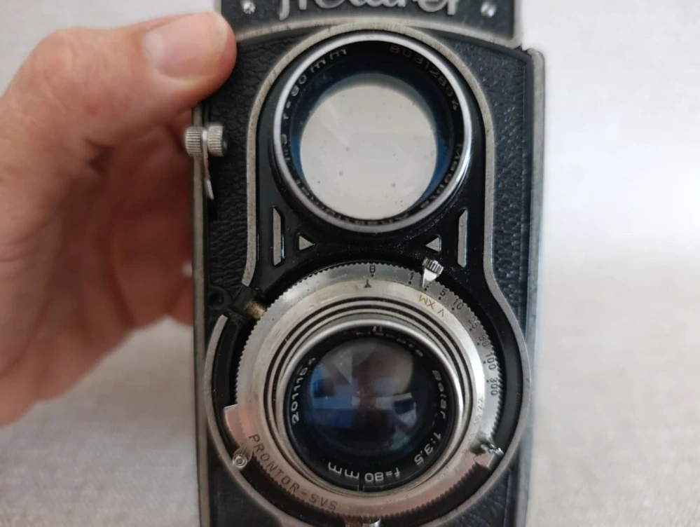 Starší Flexaret Meopta Belar 3,5/80 + pouzdro Flexaret VI (č.39)