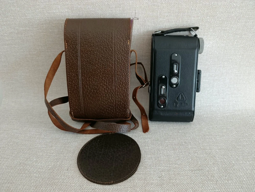 Historický měchový fotoaparát Belfoca Meritar 4,5/105 TEMPOR  č.74