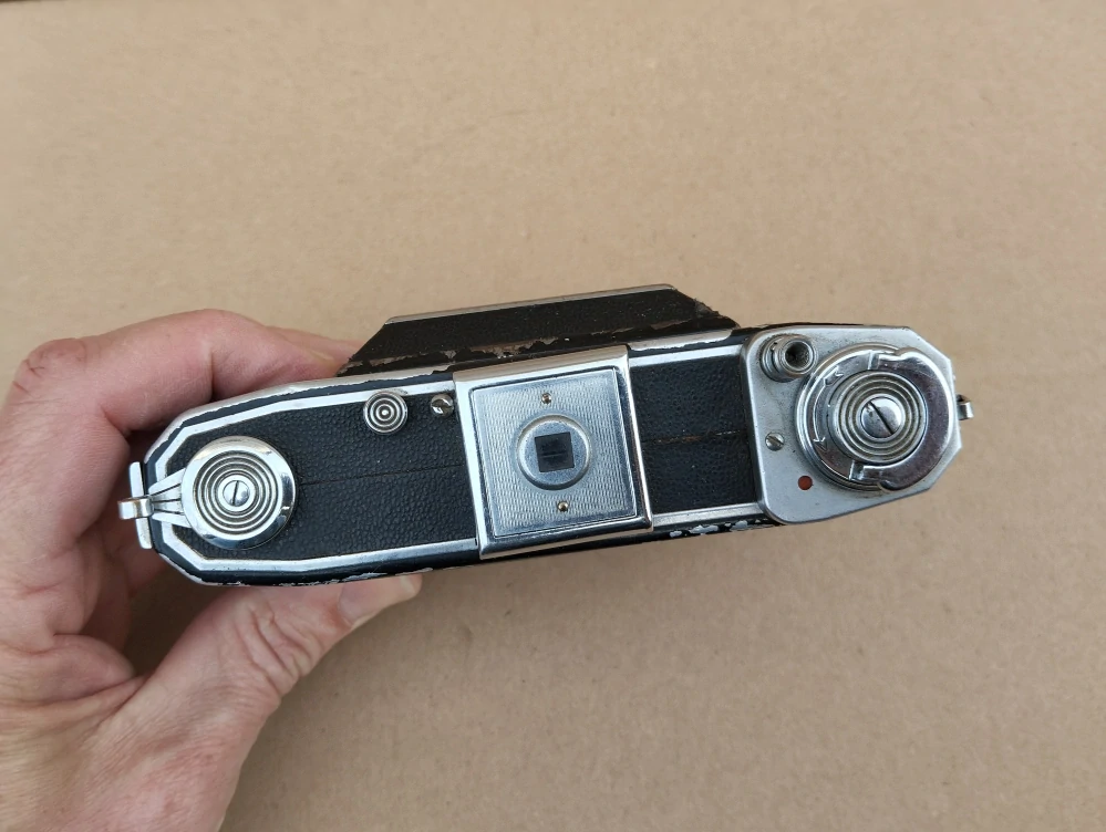 Starý fotoaparát Zeiss Ikon