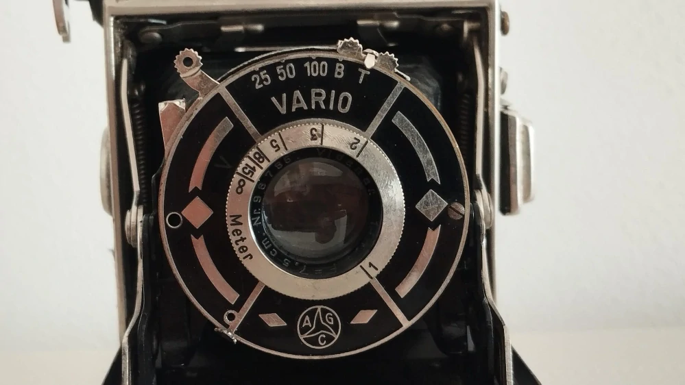 Měchový fotoaparát AGC VARIO