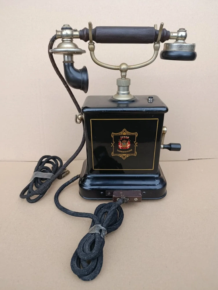 Velmi starý dánský telefon Jydsk, hezký kus    - Komisní prodej -