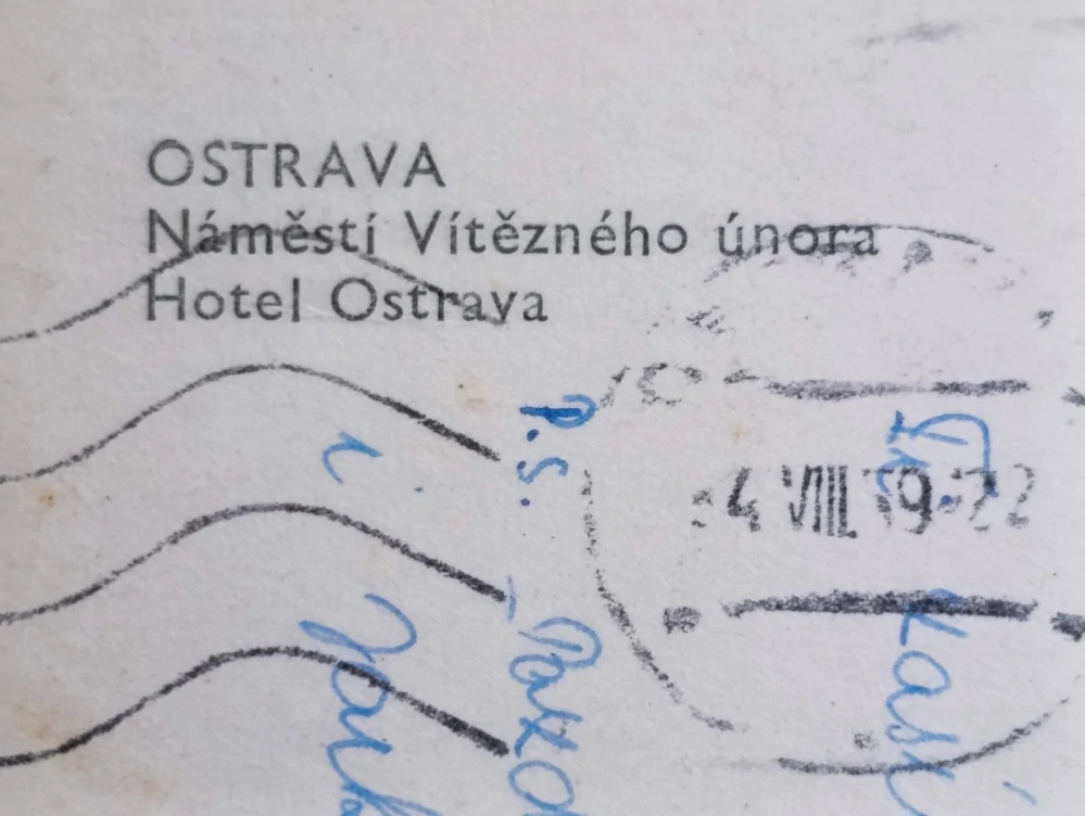 OSTRAVA – náměstí Vítězného února, hotel Ostrava, auta 1952