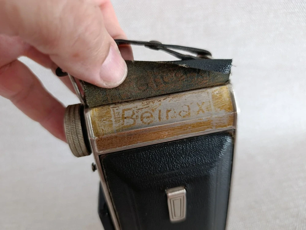 Starý měchový fotoaparát Beier Beirax II – Bonotar 4,5/10,5 BINOR č.63