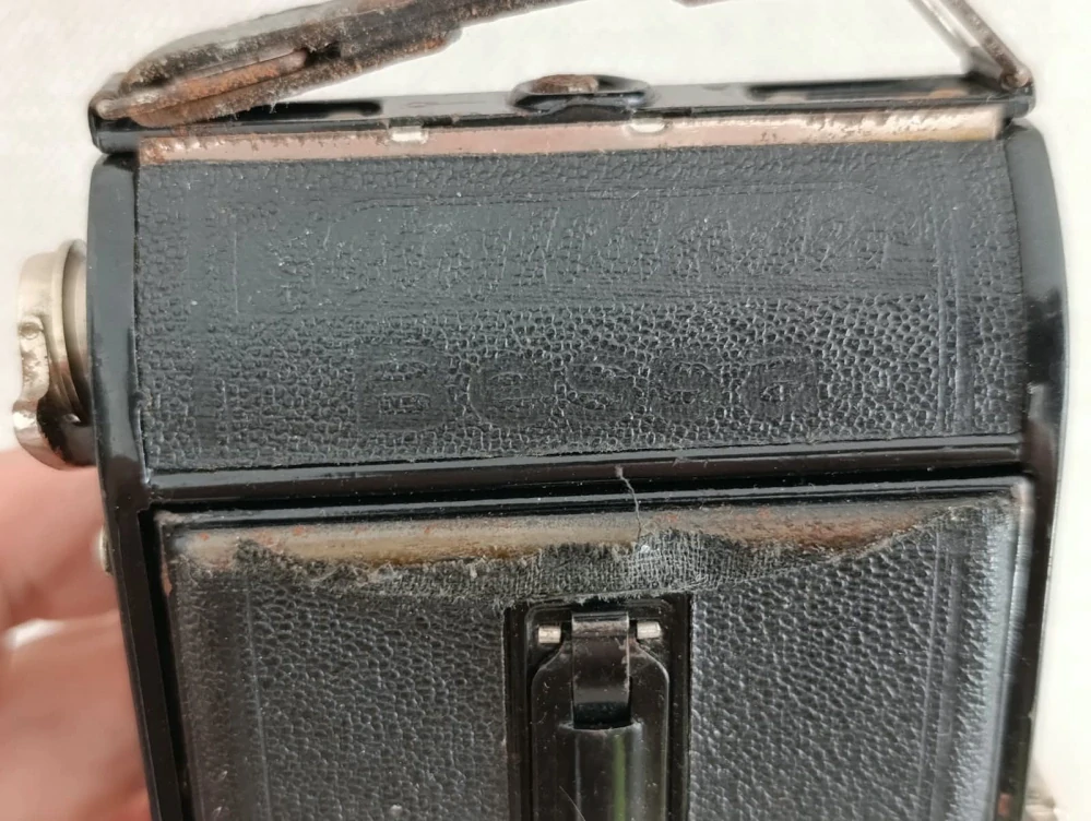 Starožitný měchový fotoaparát Voigtländer Bessa – Voigtar 1:7,7   č.85
