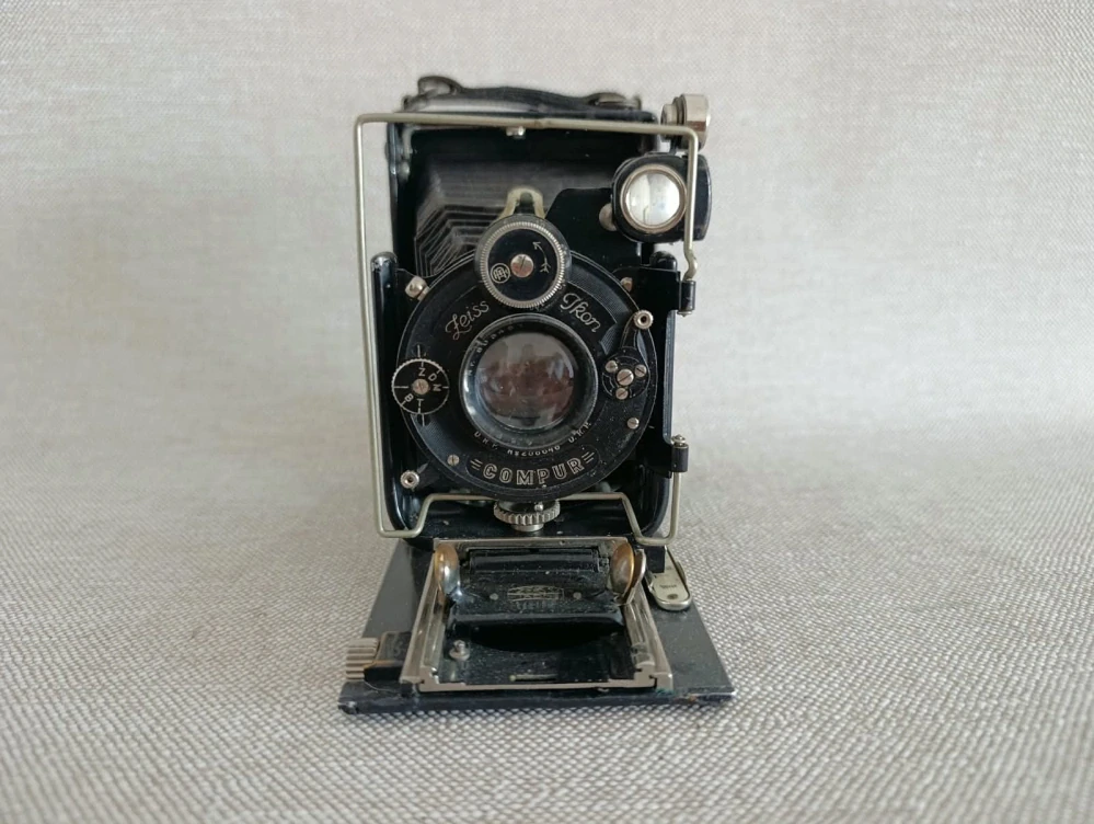 Zeiss Ikon měchový fotoaparát Zeiss Ikon Compur – historický č.88