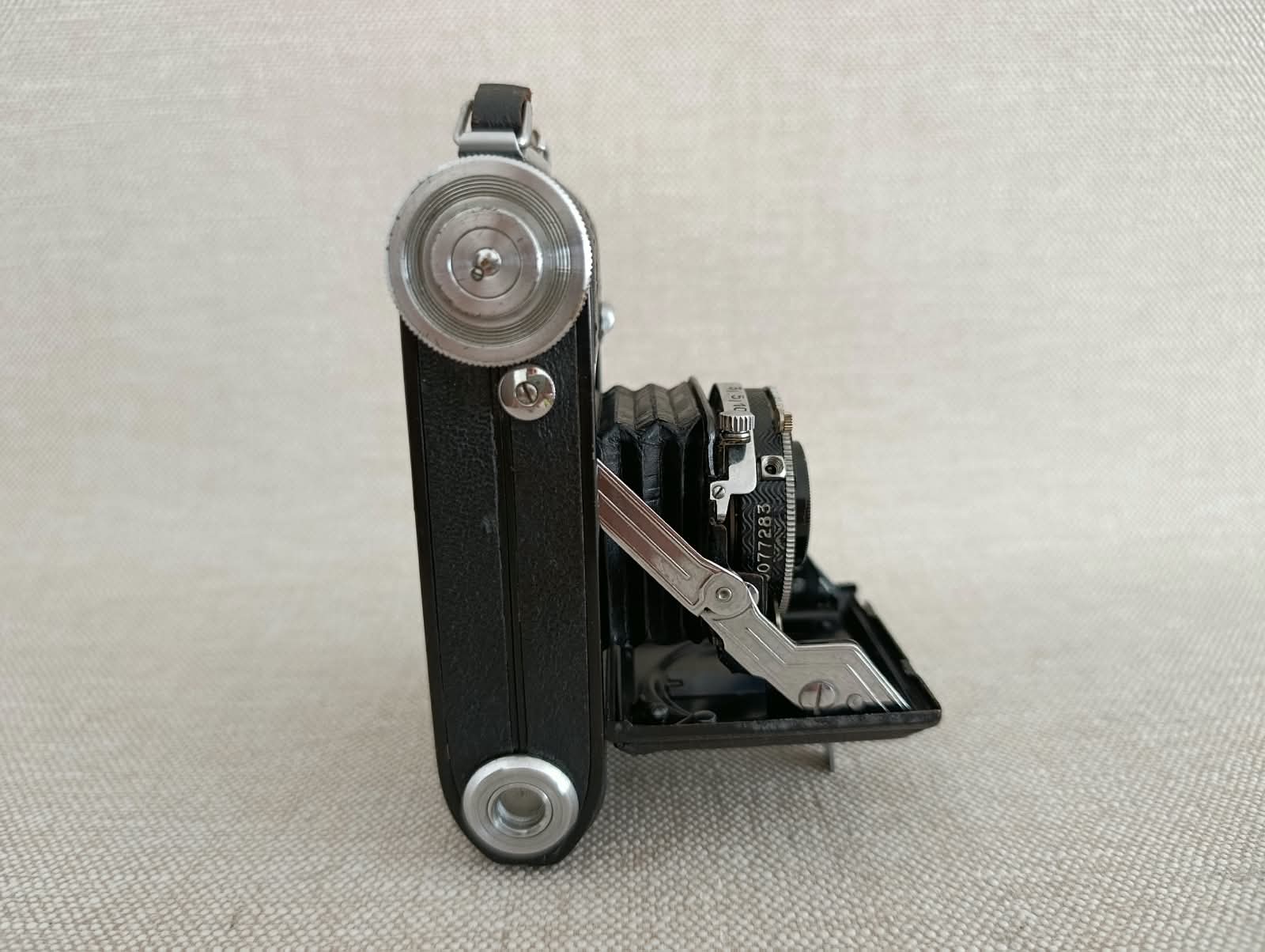 Balda Super Baldina – Schneider Radionar 2,9/5 cm, Compur + pouzdro č.93