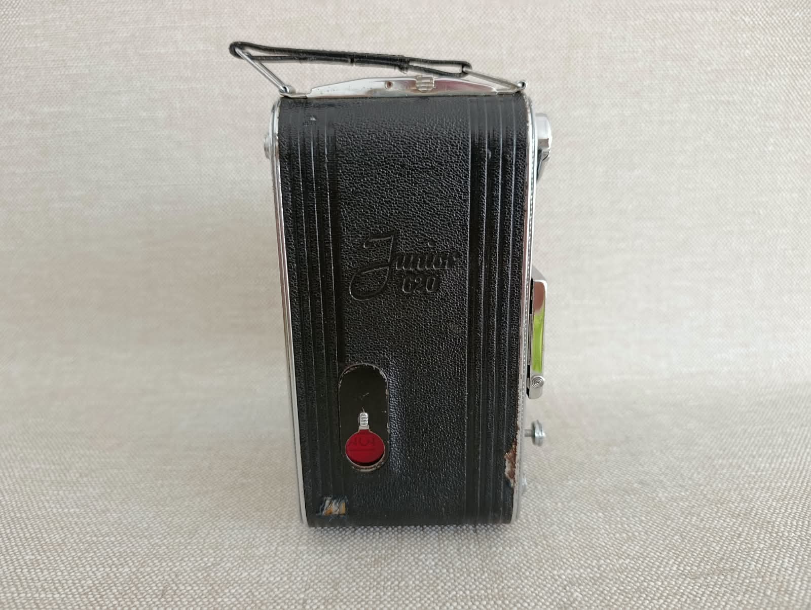 Kodak Junior 620 – měchový fotoaparát, pouzdro + starý film č.104