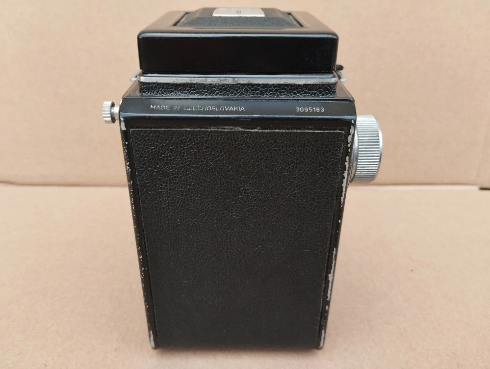 Starý fotoaparat Flexaret do sbírky nebo k dekoraci