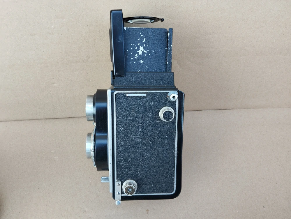 Starý fotoaparát Flexaret s kož.pouzdrem