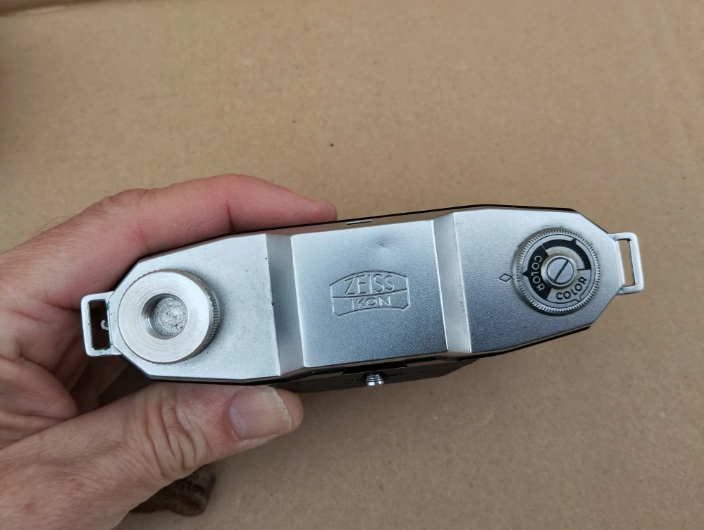 Starý fotoaparát Zeiss Ikon + pouzdro