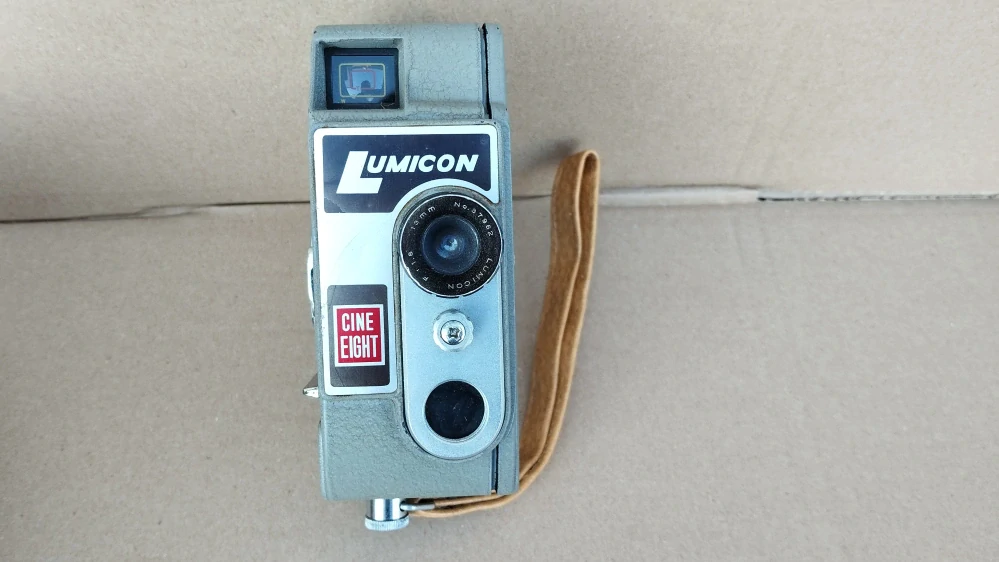 Stará kamera Kamera Lumicon - 8  s pouzdrem