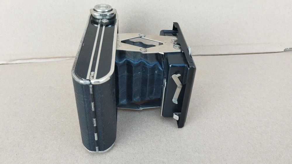 Starý německý měchový fotoaparát Agfa Billy Clack Art Deco