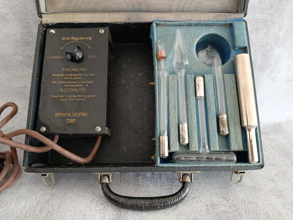 Vysokofrekvenční přístroj Radiostal 1930-35    -- JEN OSOBNĚ ---