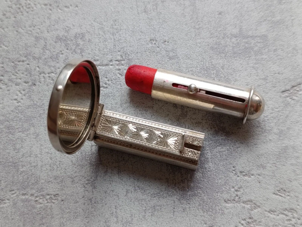 Starožitná stříbrná obal 900/1000 se zrcátkem – elegantní art deco pouzdro