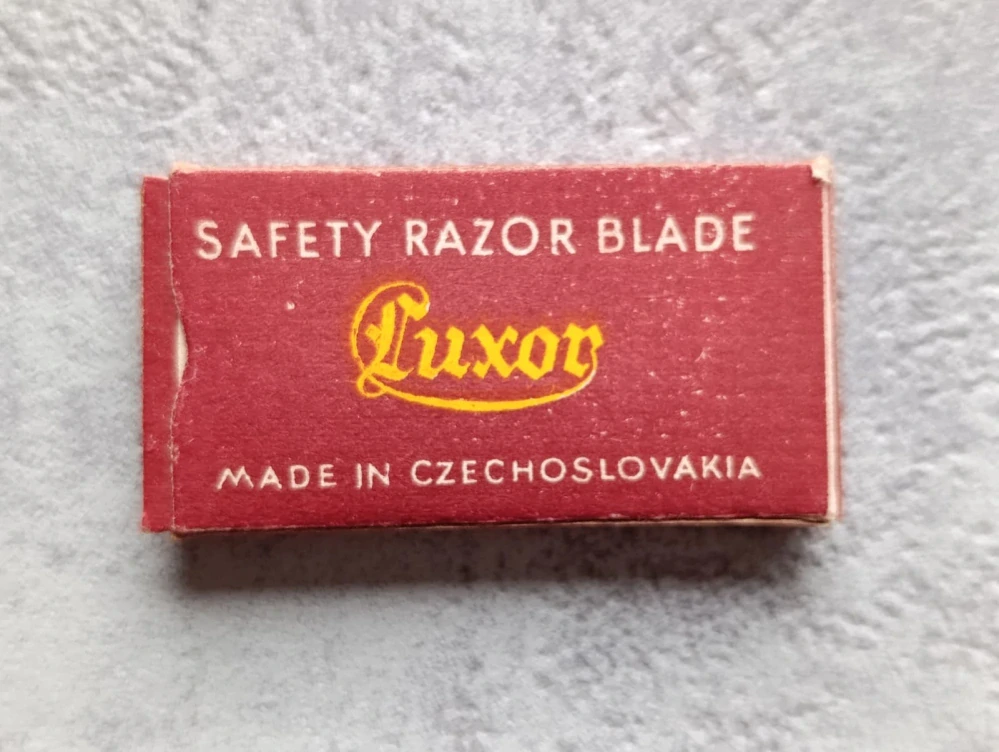 Staré žiletky Luxor – retro balení, Made in Czechoslovakia, sběratelský set (100 ks / balíčky)