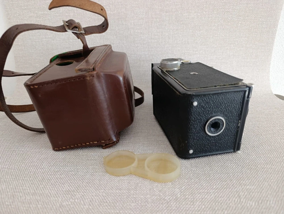 Flexaret V (5) – Meopta Belar 3,5/80, krytka objektivů a pouzdro (č.30)