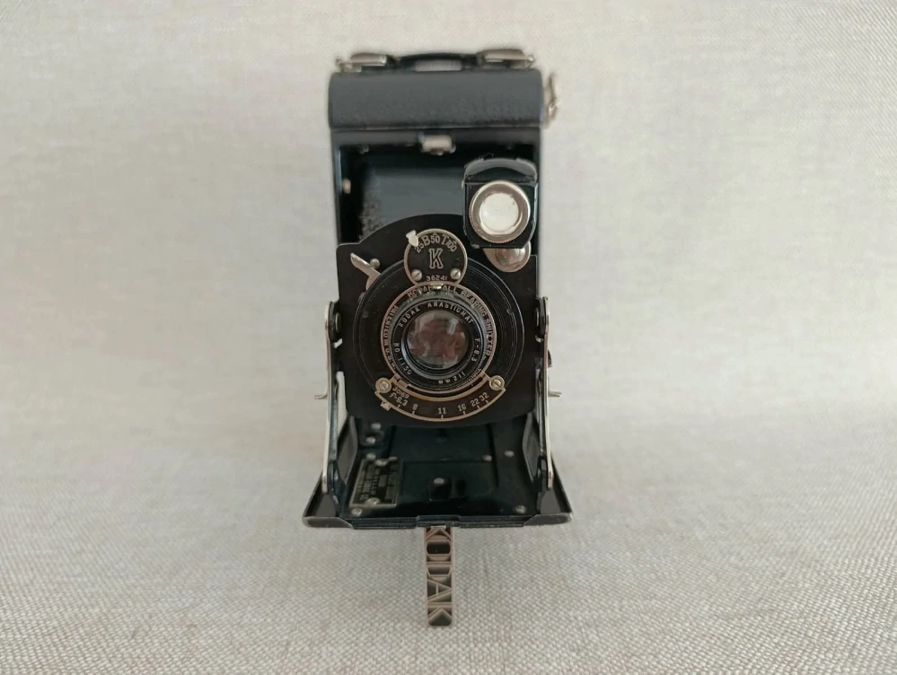 Starožitný Kodak zřejmě No. 1 Autographic Special + pouzdro + filmy č.89