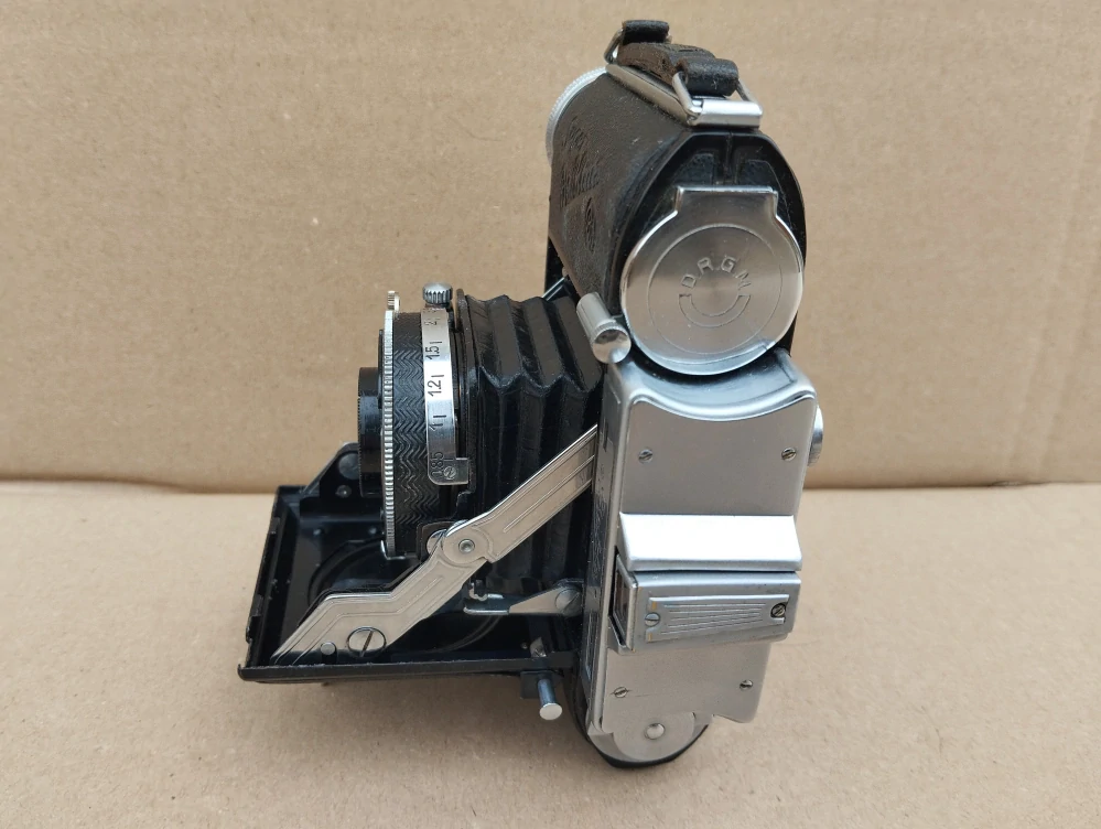 Starý fotoaparát Balda Super Baldina