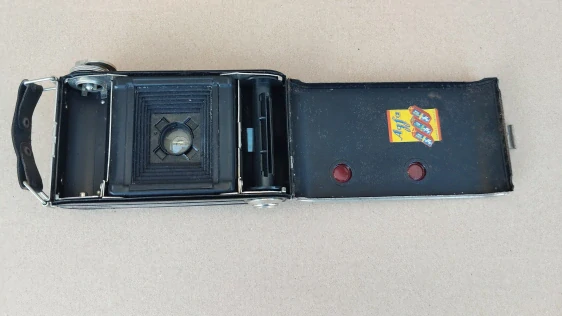 Starý německý měchový fotoaparát Agfa Billy Clack Art Deco