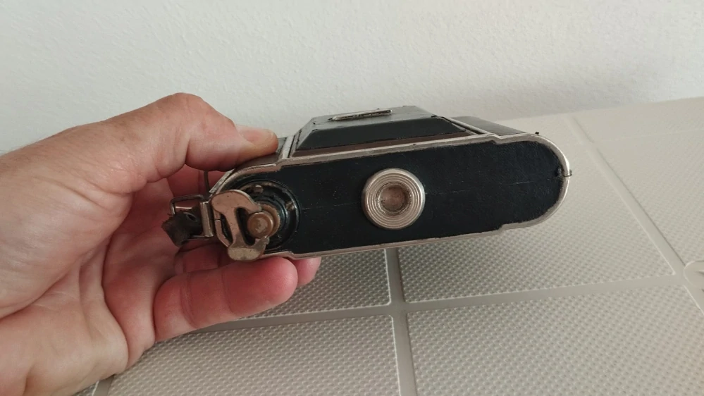 Měchový fotoaparát AGC VARIO