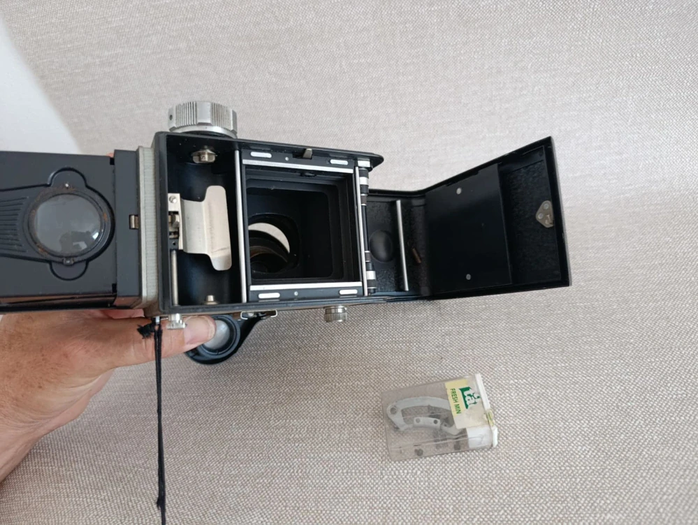 Flexaret VII Automat +pouzdro + stativ – na opravu nebo náhradní díly