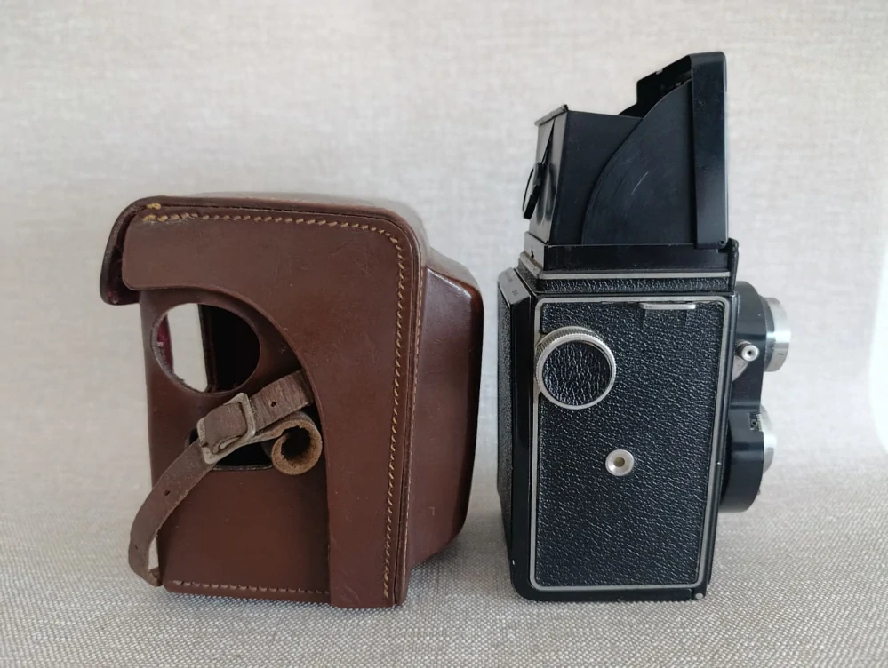 Starší Flexaret Meopta Belar 3,5/80 + pouzdro Flexaret VI (č.39)