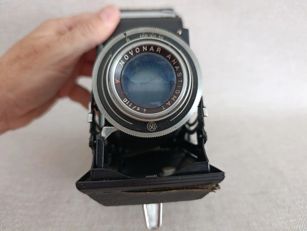 Zeiss Ikon Ercona I – Novonar Anastigmat 4,5/110 – pouzdro   č.69