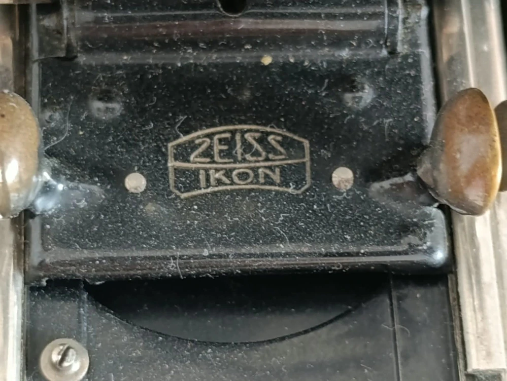 Zeiss Ikon měchový fotoaparát Zeiss Ikon Compur – historický č.88