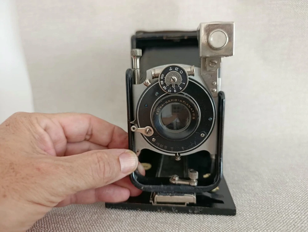 Velký historický fotoaparát Vea Extra-Rapid-Aplanat F:8 – dlouhý měch č.90
