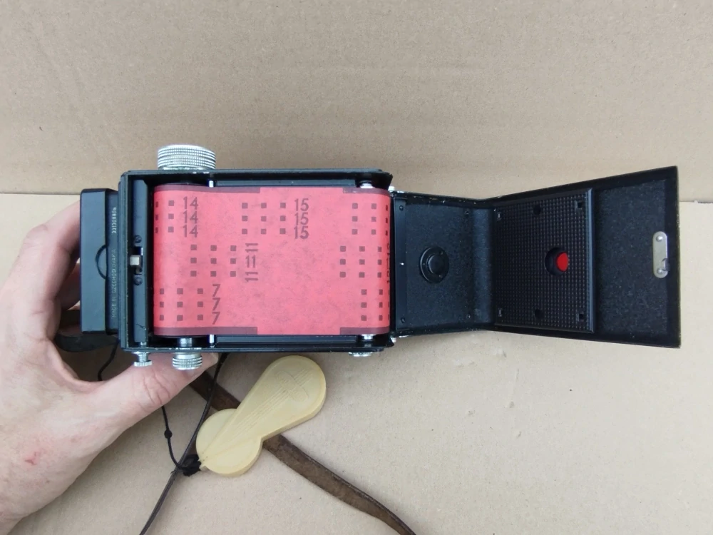 Starý fotoaparát Flexaret s kož.pouzdrem