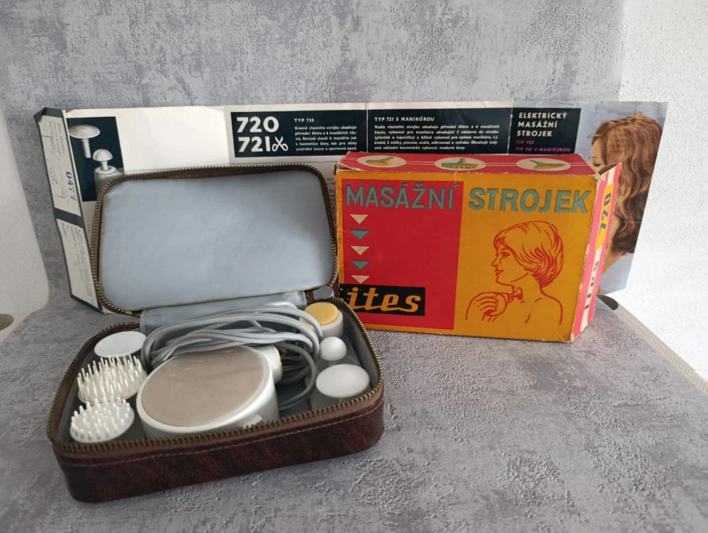 Masážní strojek ITES 720 v originální krabici – funkční, kompletní, velmi zachovalý (1977)