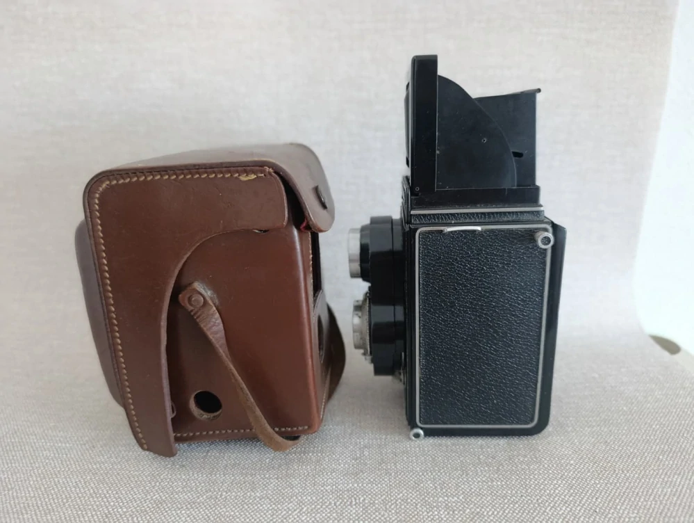 Starší Flexaret Meopta Belar 3,5/80 + pouzdro Flexaret VI (č.39)
