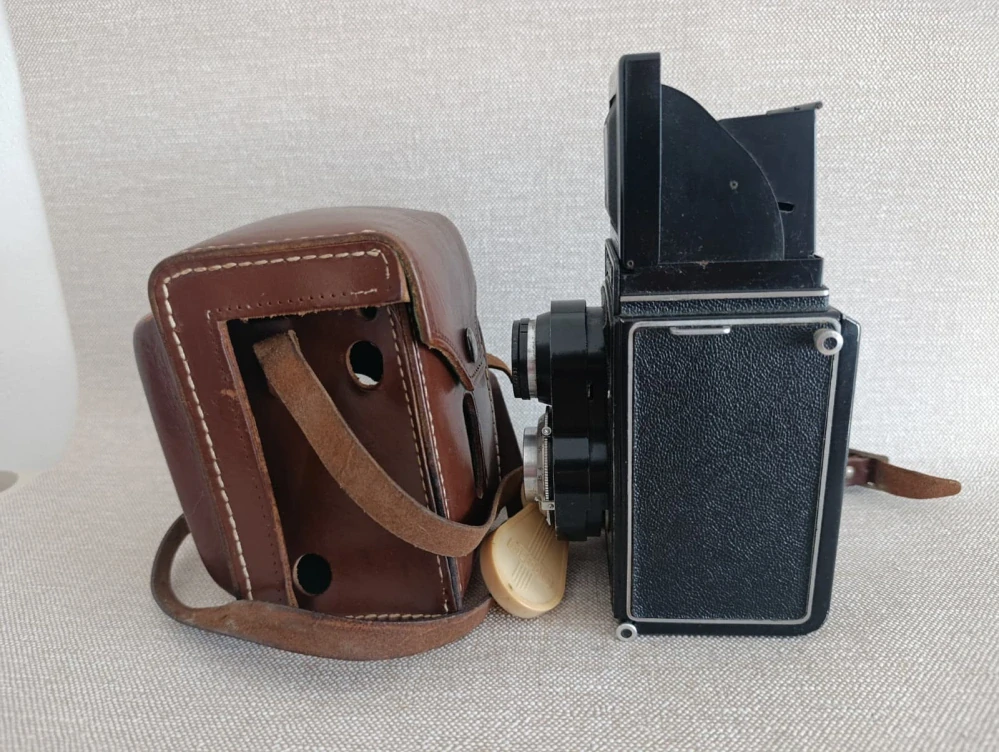 Starý fotoaparát Flexaret Meopta Belar 3,5/80 + pouzdro č. 41