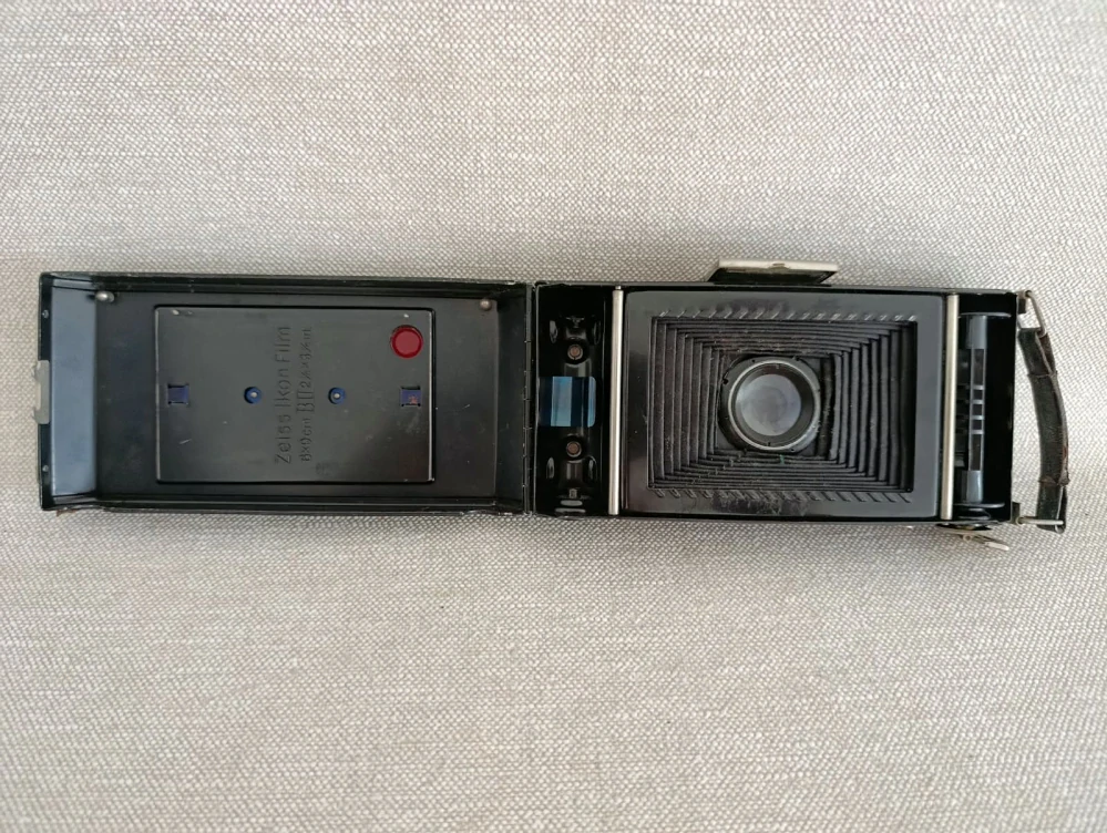 Zeiss Ikon Ikonta 6x9 – Tessar 4,5/10,5 Compur – měchový fotoaparát č.81