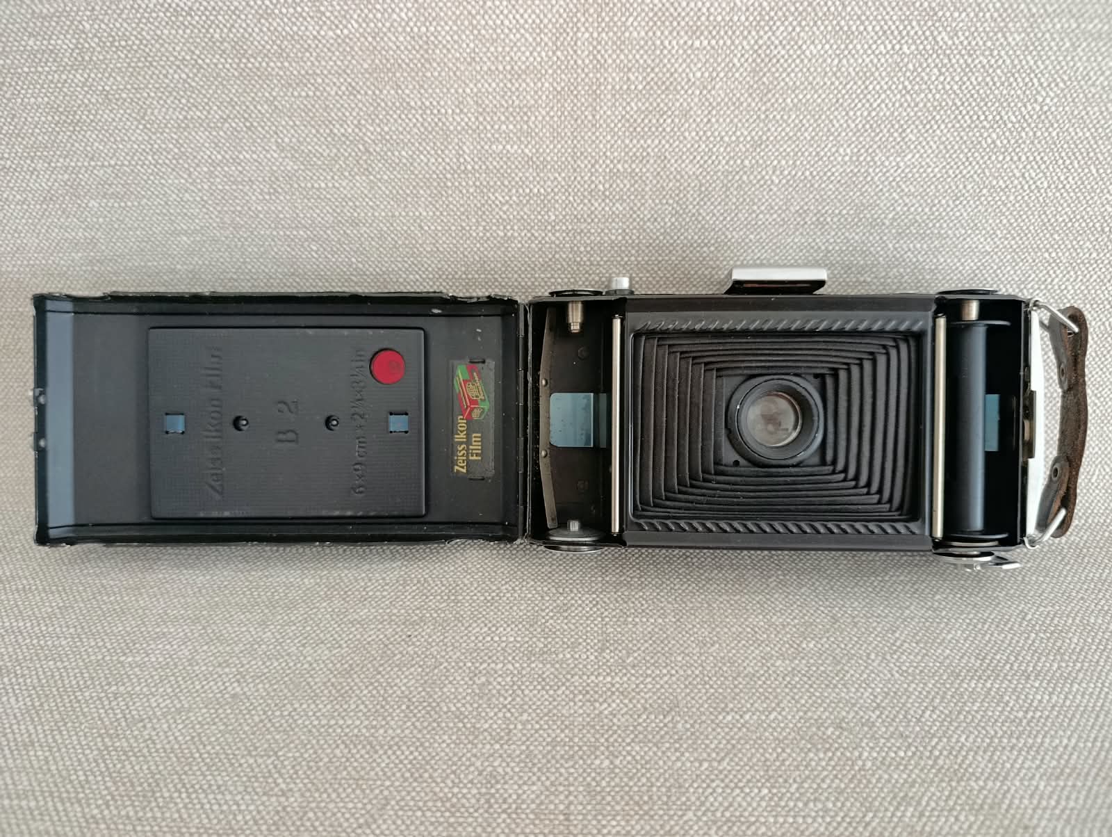 Zeiss Ikon Nettar 515/2 – Novar 6,3/10,5 Telma  č.94