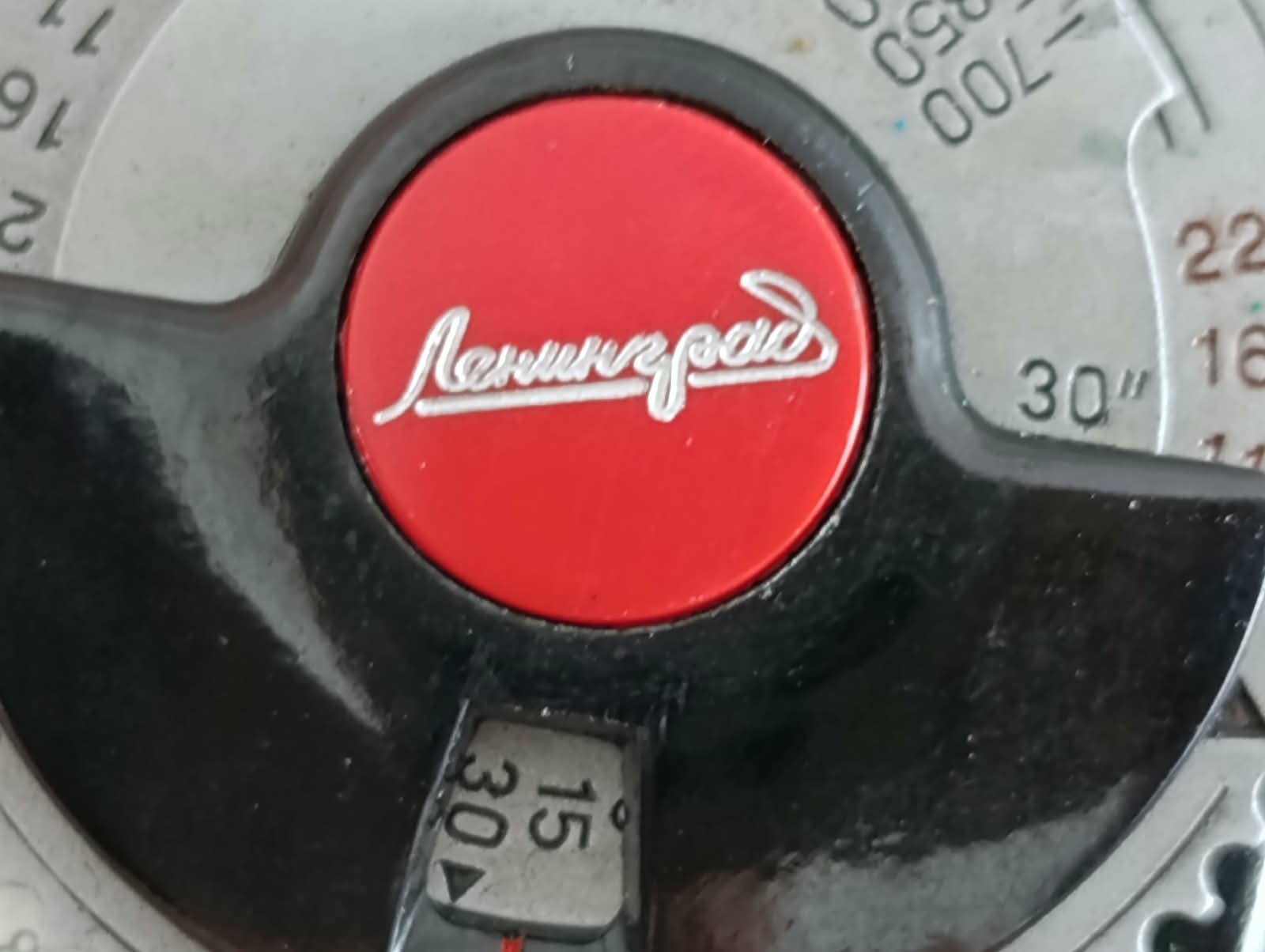 Starý expozimetr Leningrad v původním pouzdře