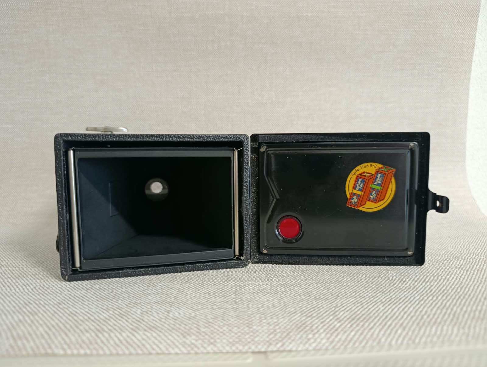 Historický fotoaparát AGFA-BOX B-2 původní pouzdro